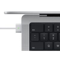 لپ تاپ اپل MacBook Air M3 ظرفیت ۲۵۶ گیگابایت رم ۸ گیگابایت سایز ۱۵.۳ اینچ ۲۰۲۴