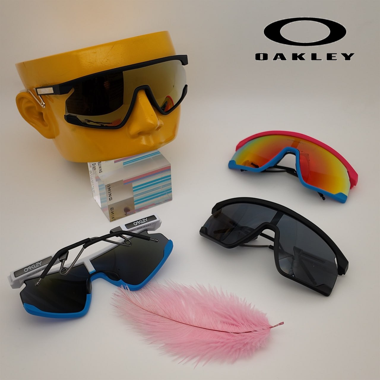 عینک آفتابی اوکلی Oakley دارای لنز پولاروید